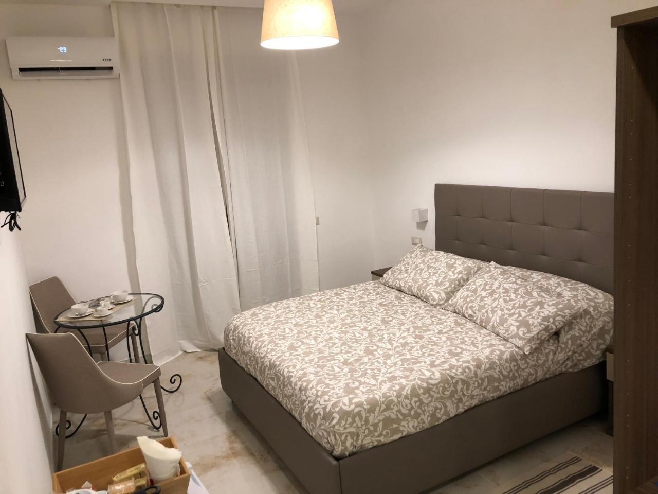 Antonietta De Pace Rooms By Napoli Milionaria B&B 외부 사진