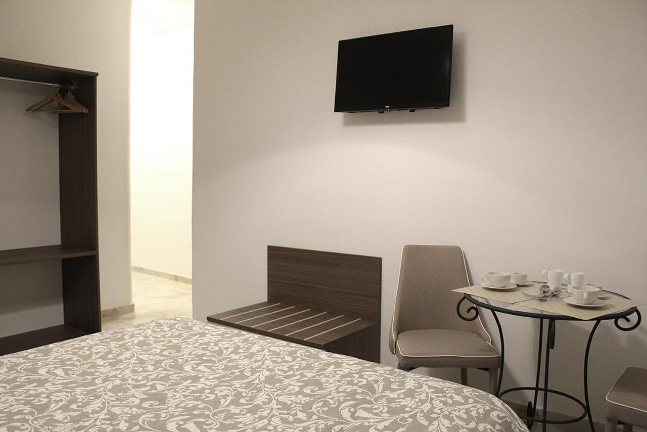 Antonietta De Pace Rooms By Napoli Milionaria B&B 외부 사진