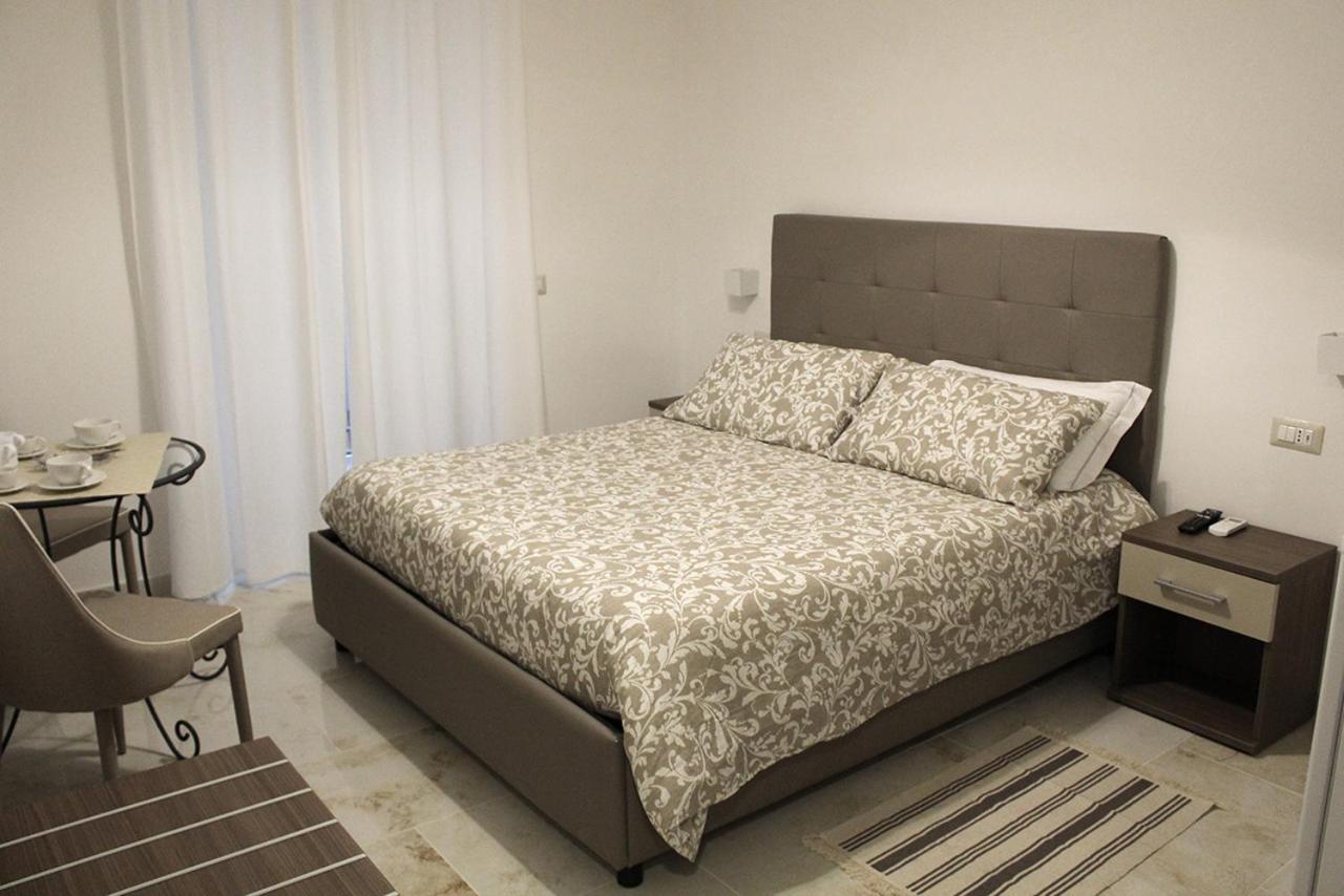 Antonietta De Pace Rooms By Napoli Milionaria B&B 외부 사진